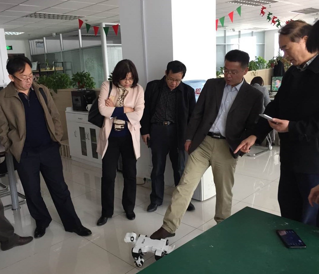 山東省工程師協(xié)會、威海市科協(xié)、泰安市科協(xié)領(lǐng)導(dǎo)來優(yōu)寶特調(diào)研指導(dǎo)