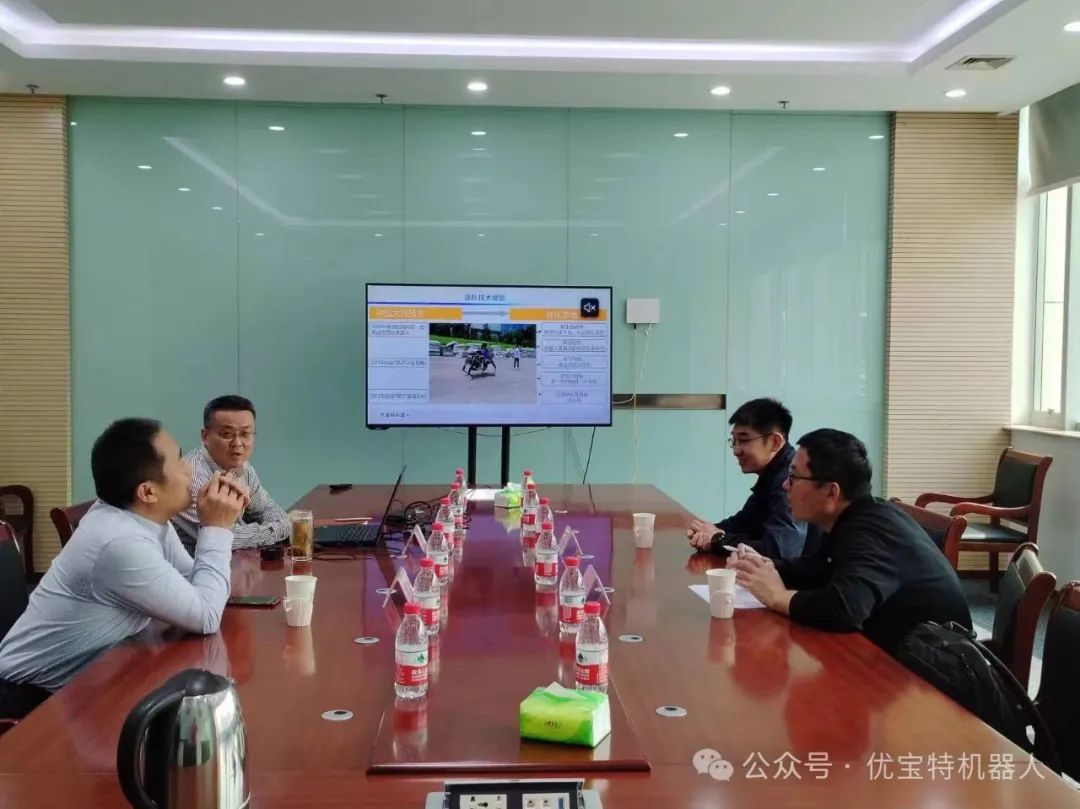 海信創新技術研究院領導蒞臨優寶特考察合作